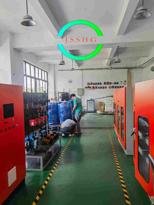 Fully automatic electrolytic saltwater sodium hypochlorite generator