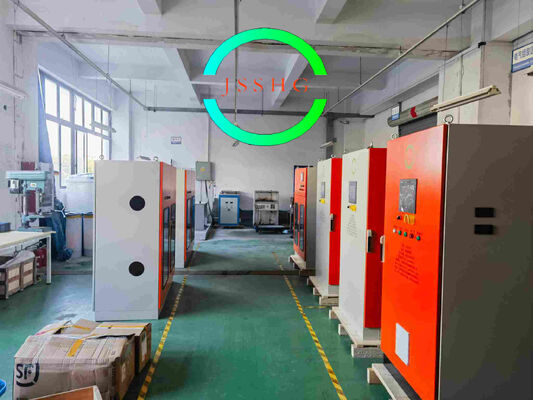 Fully automatic electrolytic saltwater sodium hypochlorite generator