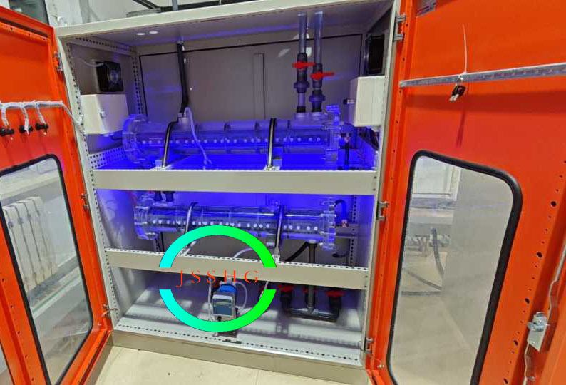 Fully automatic electrolytic saltwater sodium hypochlorite generator